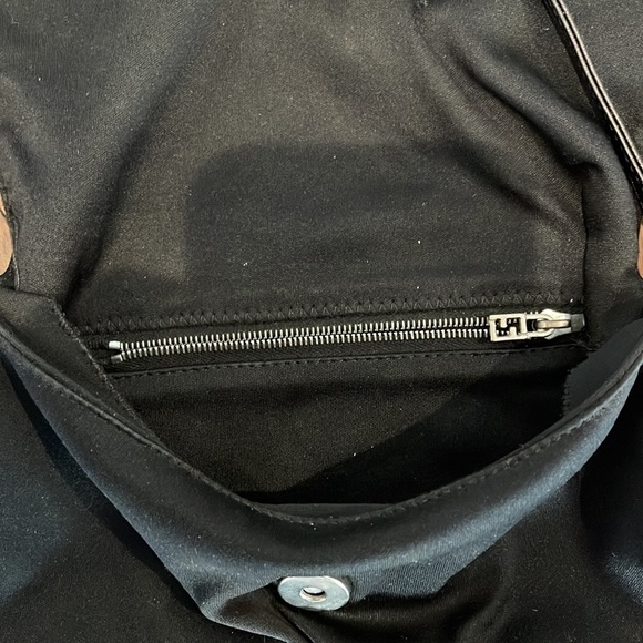 Fendi Black FF Logo Plate Baguette - Picture 6 of 7